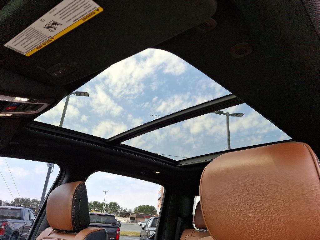 used 2021 Ram 1500 car, priced at $43,998