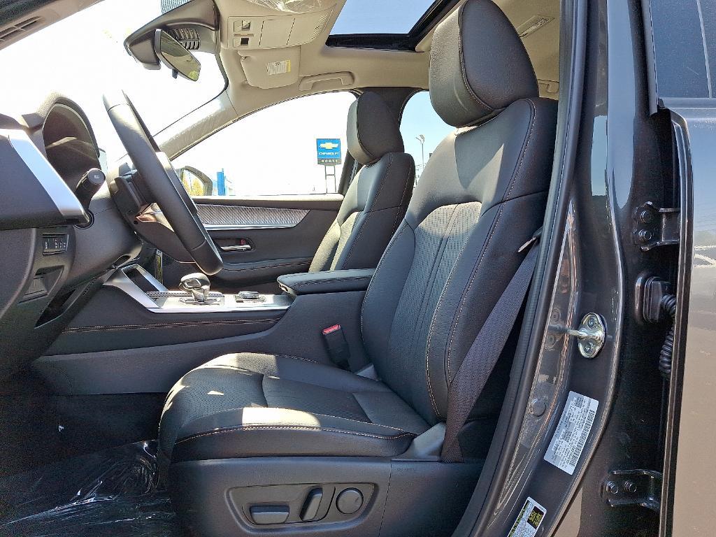 new 2025 Mazda CX-90 car, priced at $43,495