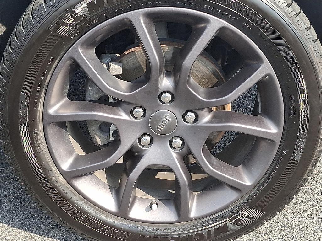 used 2020 Jeep Grand Cherokee car, priced at $25,995