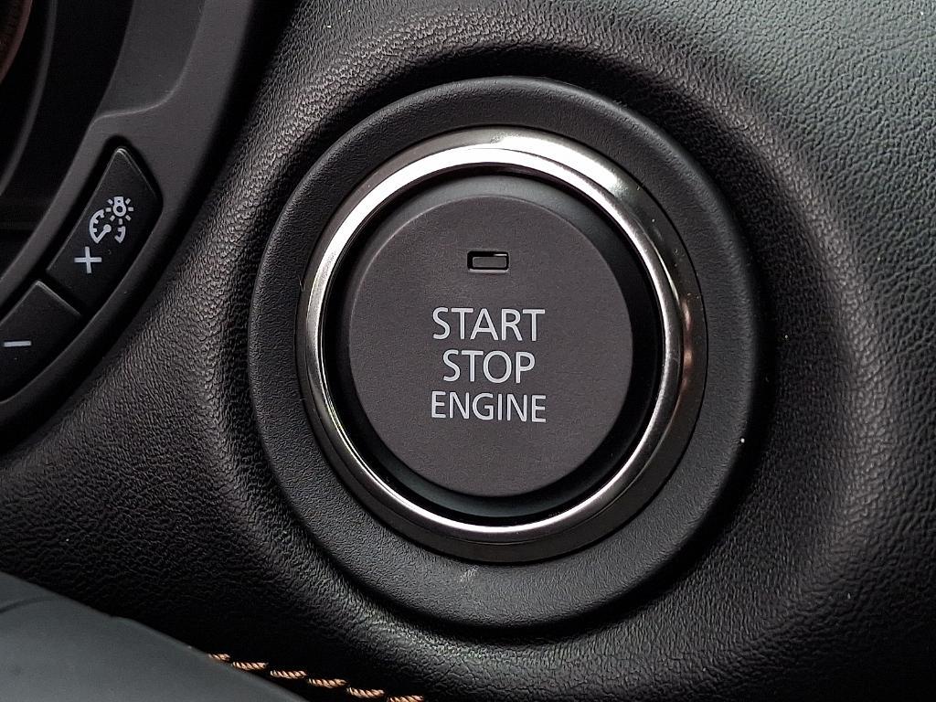 new 2025 Mazda CX-70 car, priced at $54,725