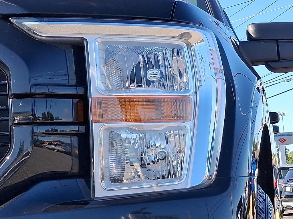 used 2021 Ford F-150 car, priced at $32,995