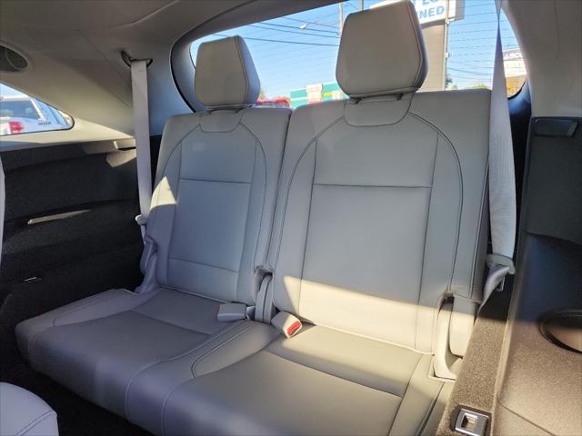 used 2018 Acura MDX car, priced at $25,995