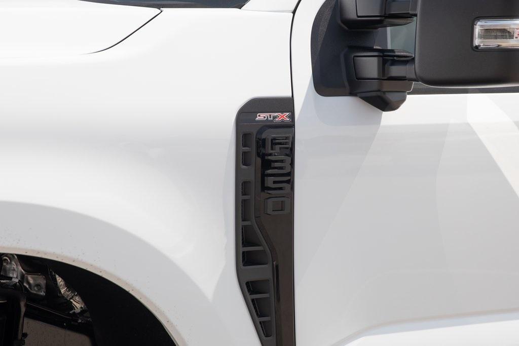 new 2025 Ford F-350 car, priced at $52,854