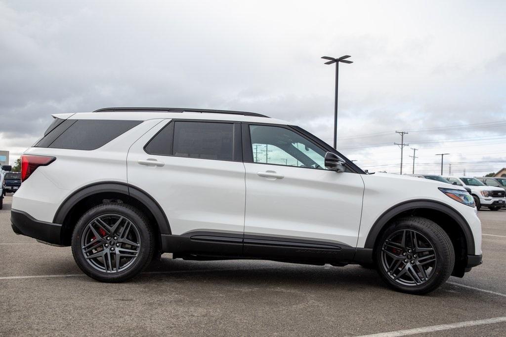 new 2025 Ford Explorer car, priced at $58,006