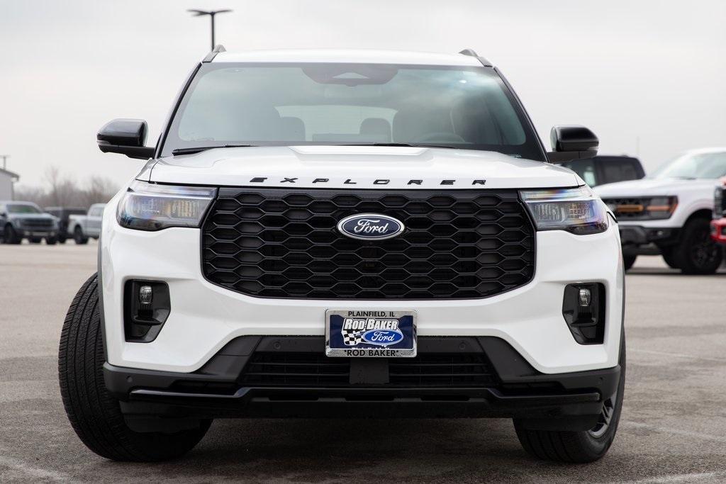 new 2025 Ford Explorer car, priced at $49,483