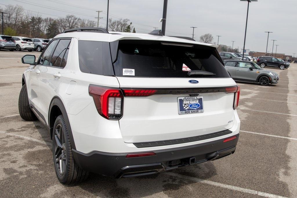 new 2025 Ford Explorer car, priced at $49,483