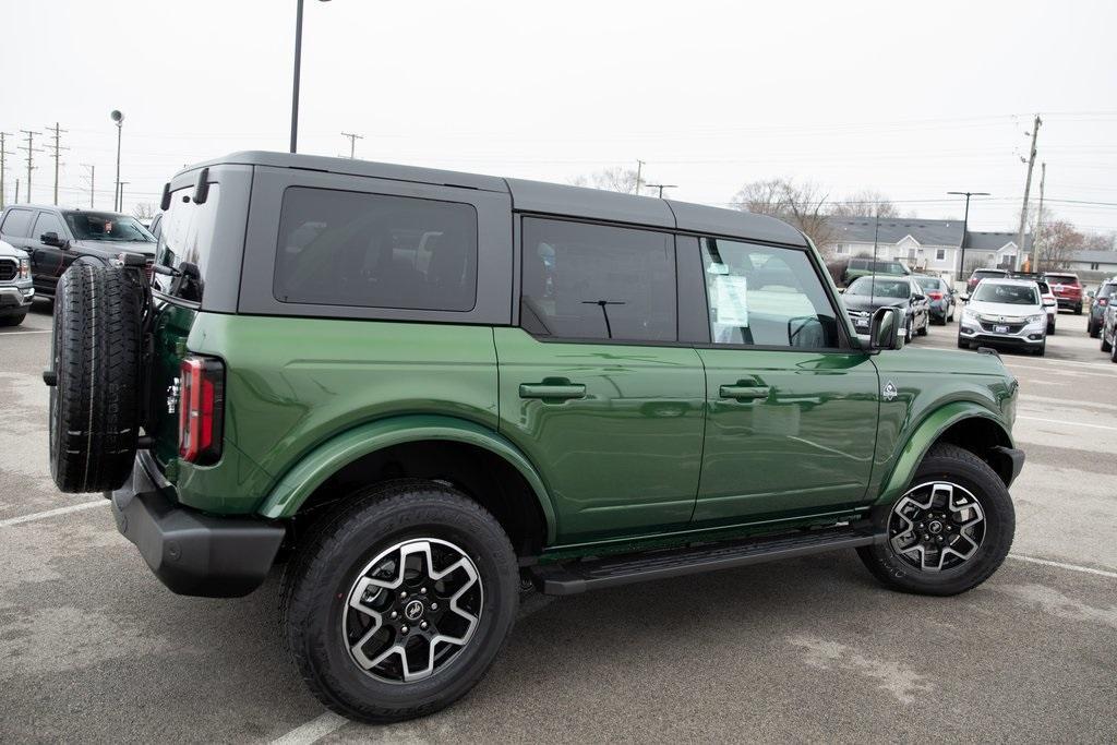 new 2024 Ford Bronco car, priced at $52,028