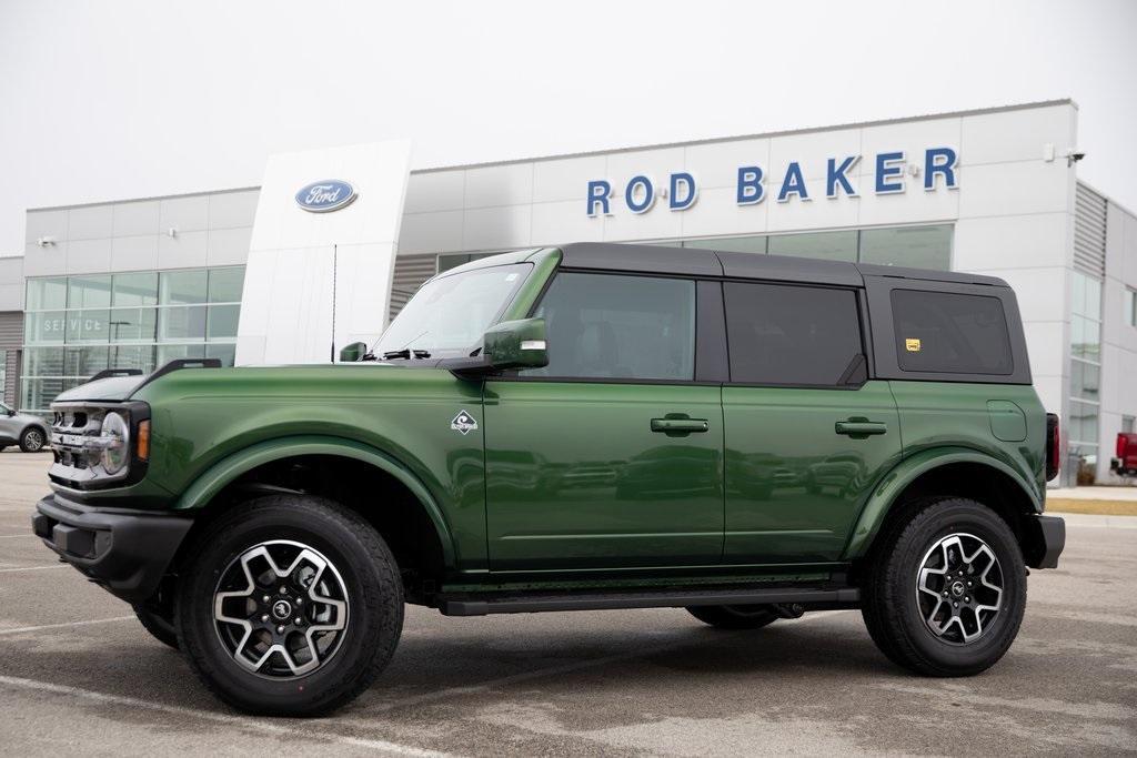 new 2024 Ford Bronco car, priced at $52,028