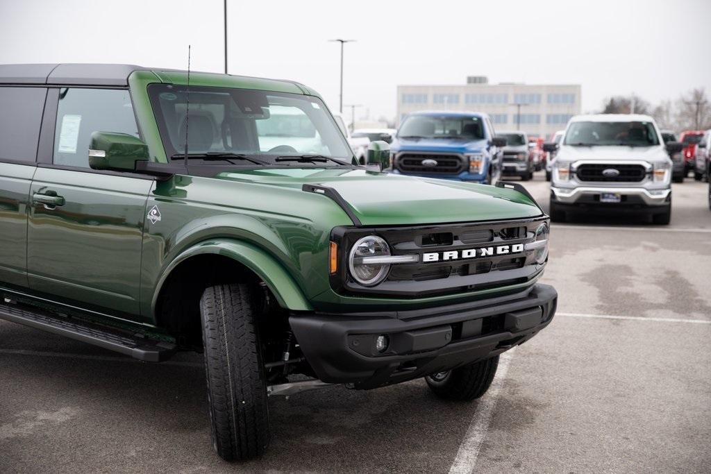 new 2024 Ford Bronco car, priced at $52,028