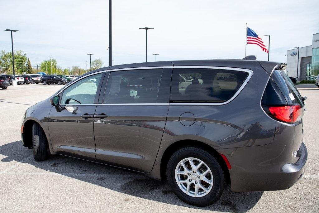 used 2017 Chrysler Pacifica car, priced at $12,997