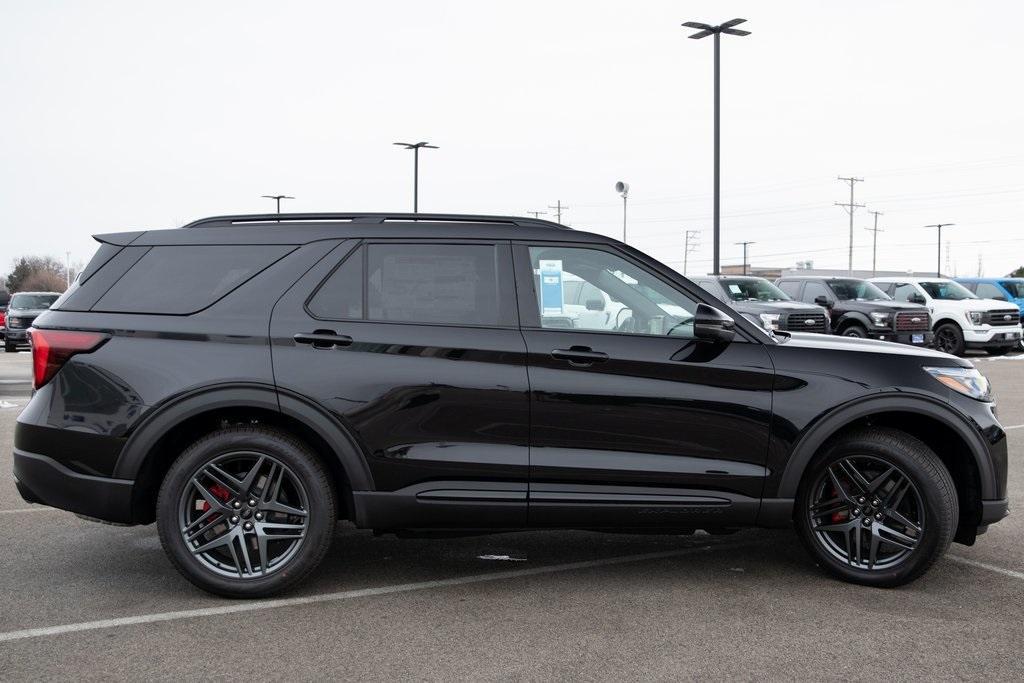 new 2025 Ford Explorer car, priced at $57,814