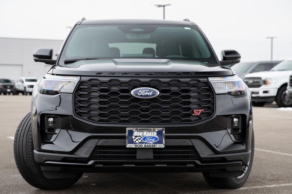 new 2025 Ford Explorer car, priced at $57,814