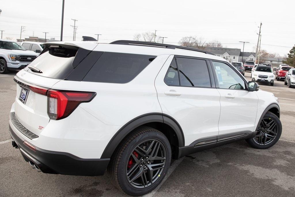 new 2025 Ford Explorer car, priced at $57,562