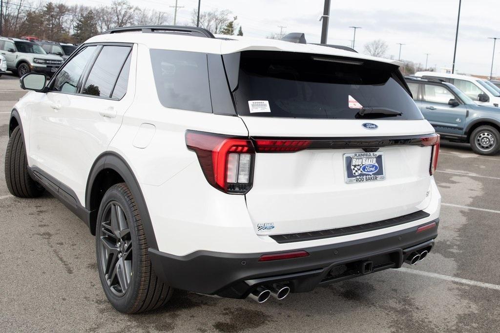 new 2025 Ford Explorer car, priced at $57,562