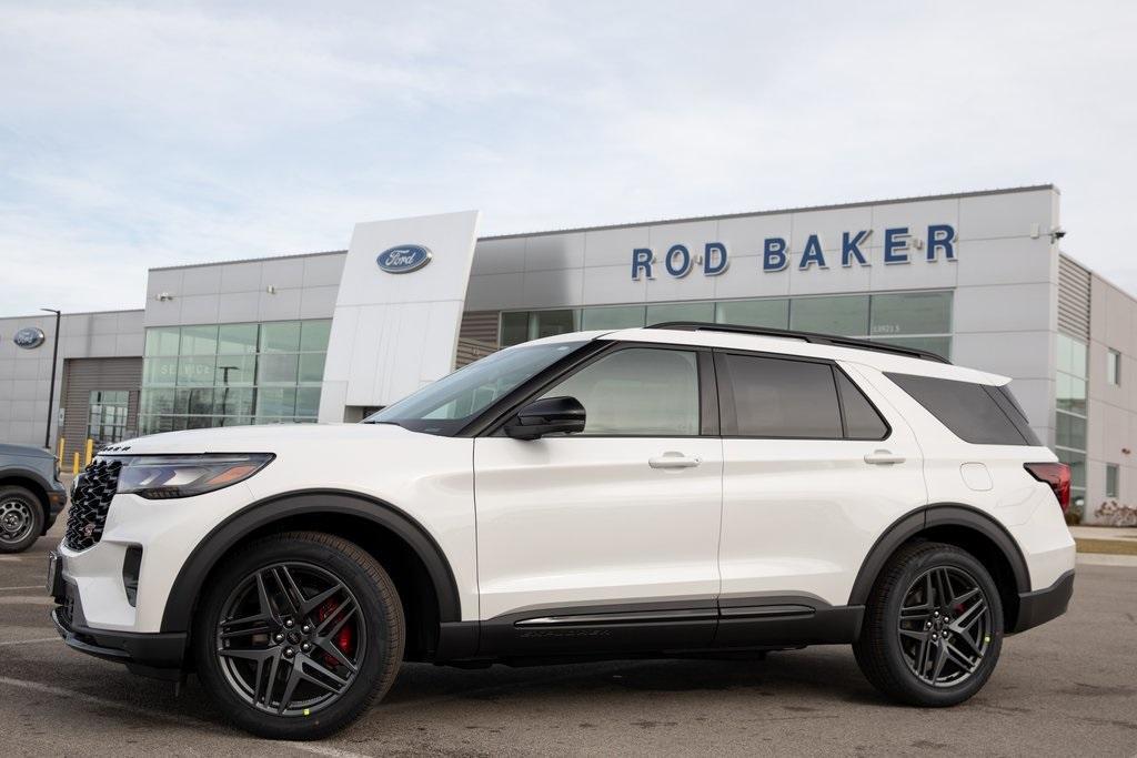 new 2025 Ford Explorer car, priced at $57,562