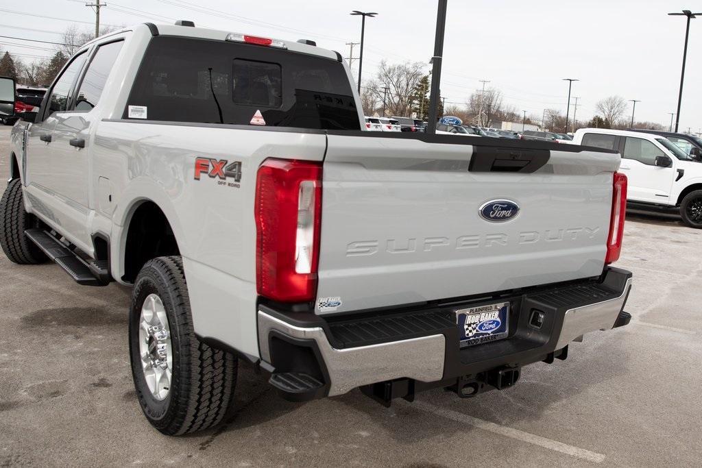 new 2025 Ford F-250 car, priced at $60,450