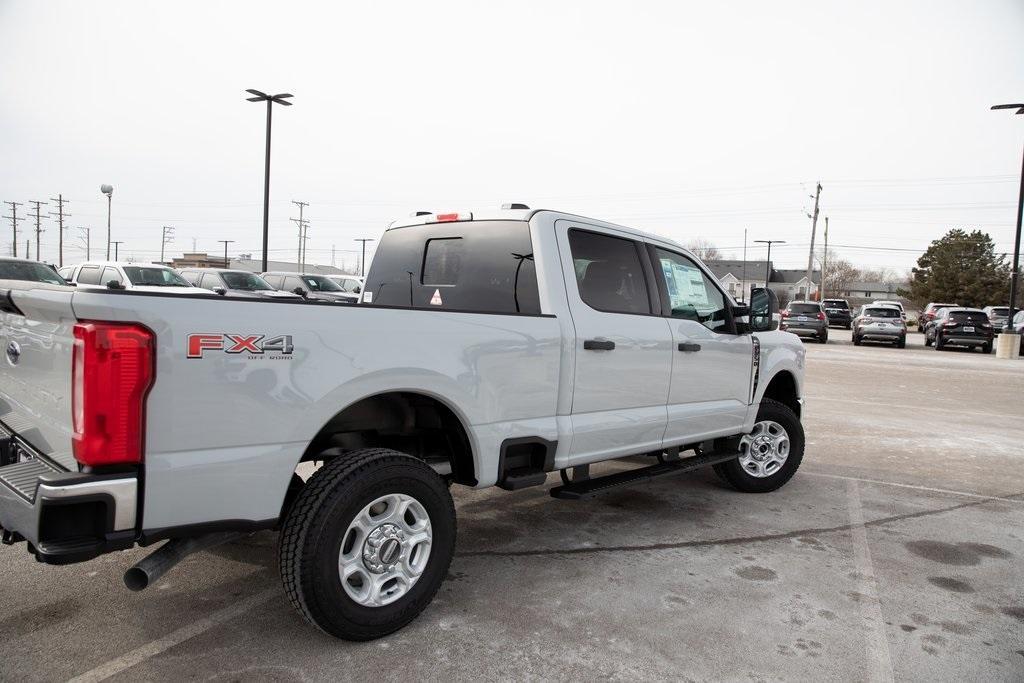 new 2025 Ford F-250 car, priced at $60,450