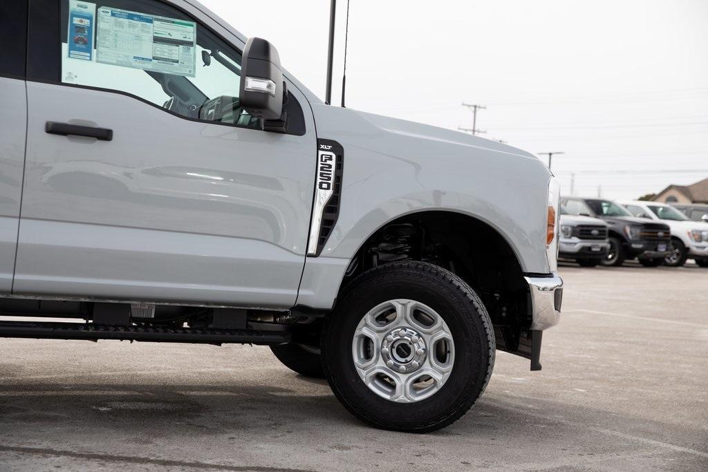 new 2025 Ford F-250 car, priced at $60,450