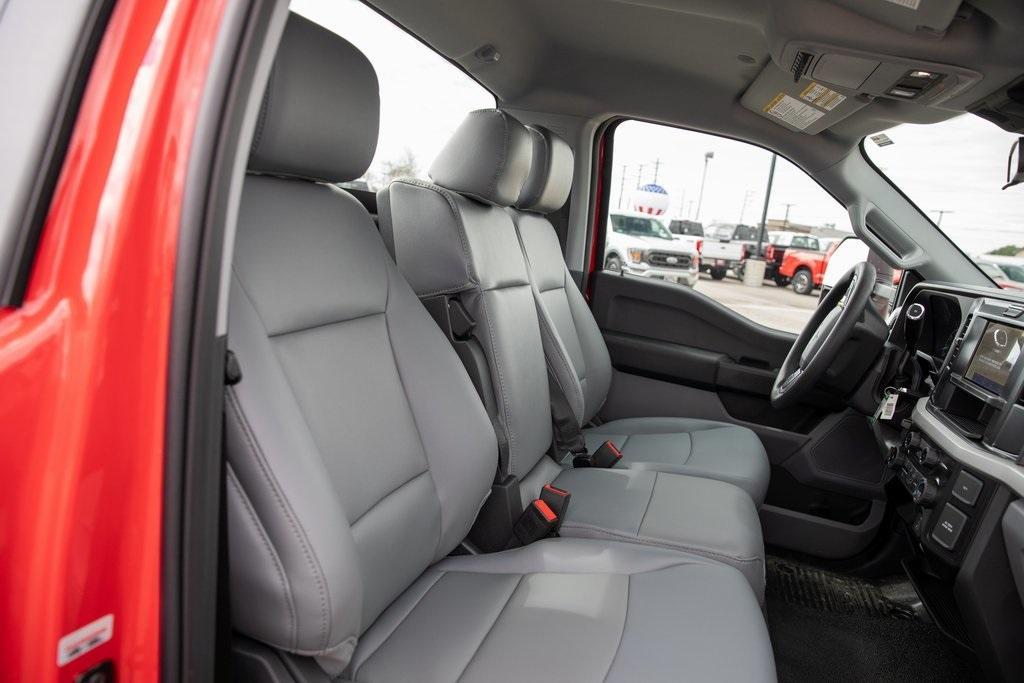 new 2025 Ford F-250 car, priced at $45,624