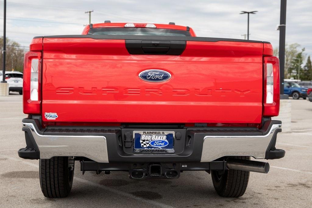 new 2025 Ford F-250 car, priced at $45,624