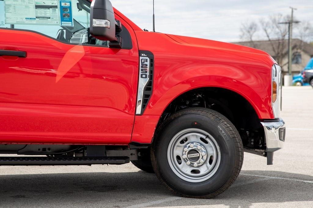 new 2025 Ford F-250 car, priced at $45,624