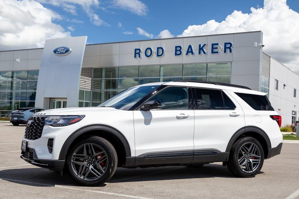 new 2025 Ford Explorer car, priced at $50,391