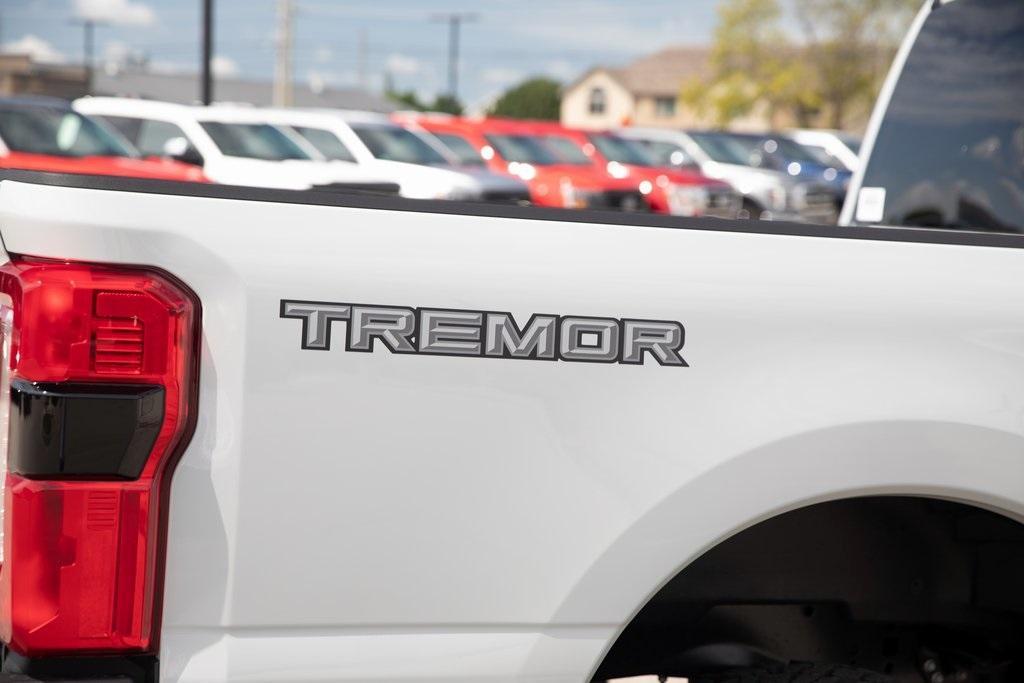 new 2025 Ford F-250 car, priced at $77,829