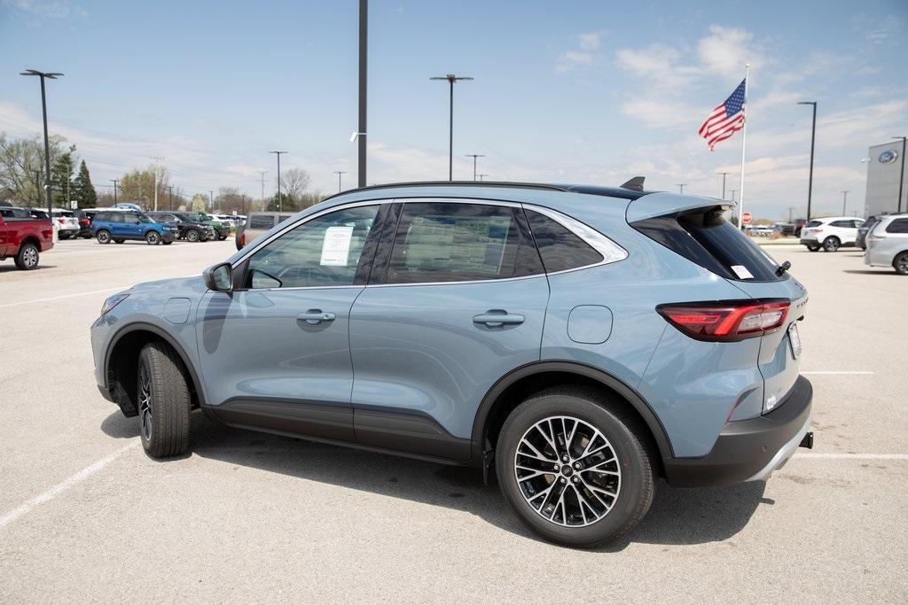 new 2025 Ford Escape car, priced at $35,502