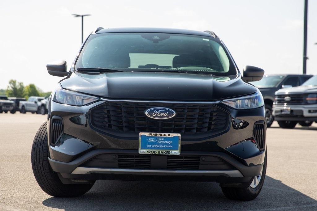 used 2023 Ford Escape car, priced at $24,997