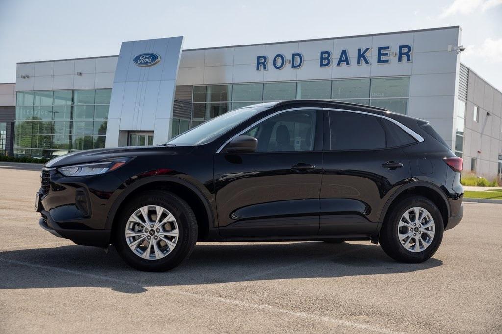used 2023 Ford Escape car, priced at $24,997