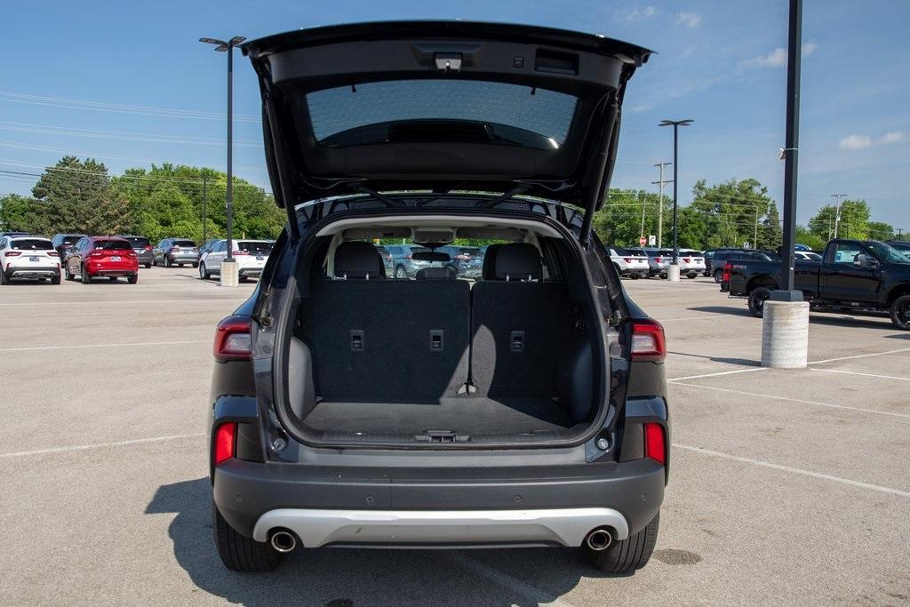 used 2023 Ford Escape car, priced at $24,997
