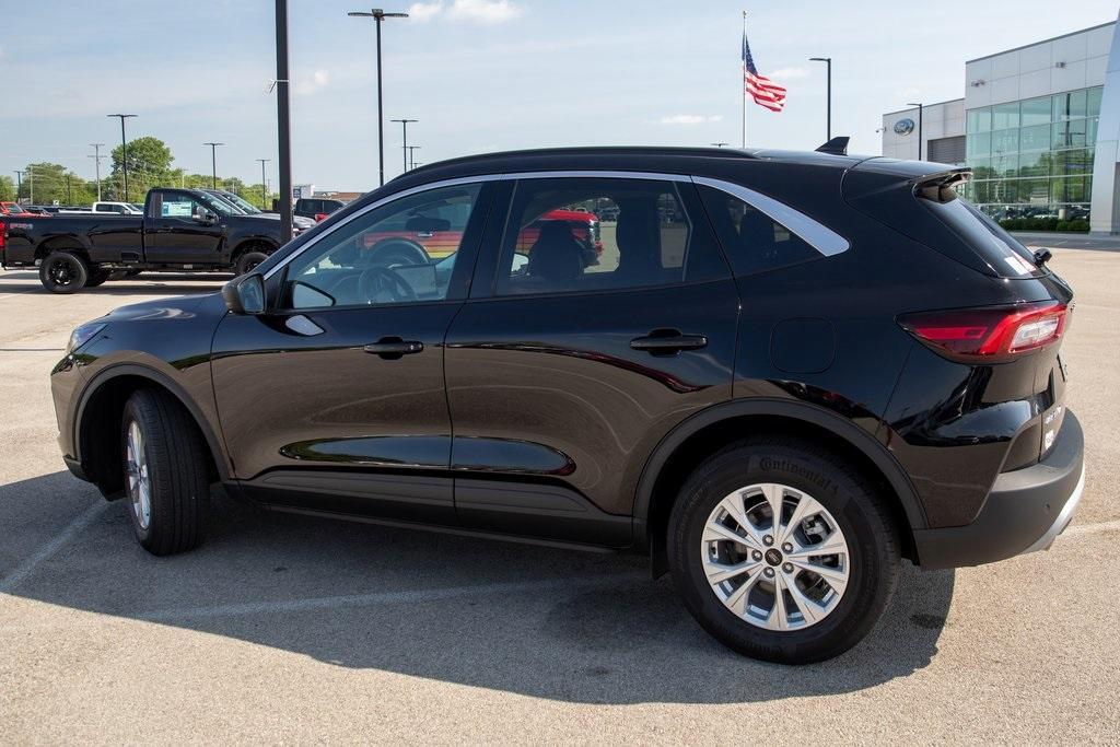 used 2023 Ford Escape car, priced at $24,997