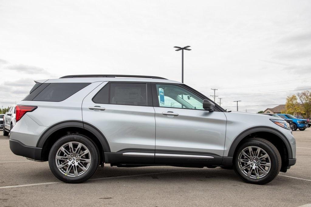 new 2025 Ford Explorer car, priced at $45,517