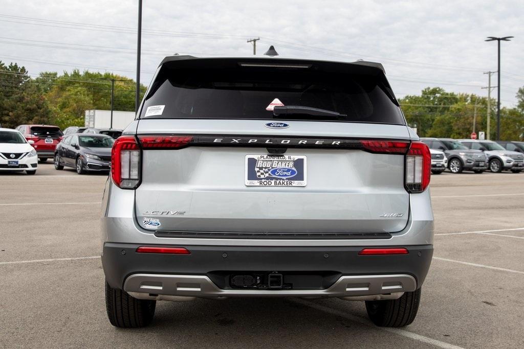 new 2025 Ford Explorer car, priced at $45,517