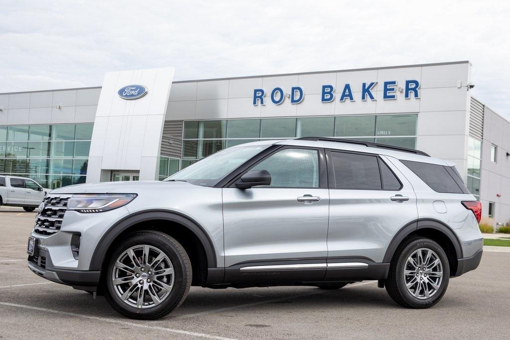 new 2025 Ford Explorer car, priced at $45,517