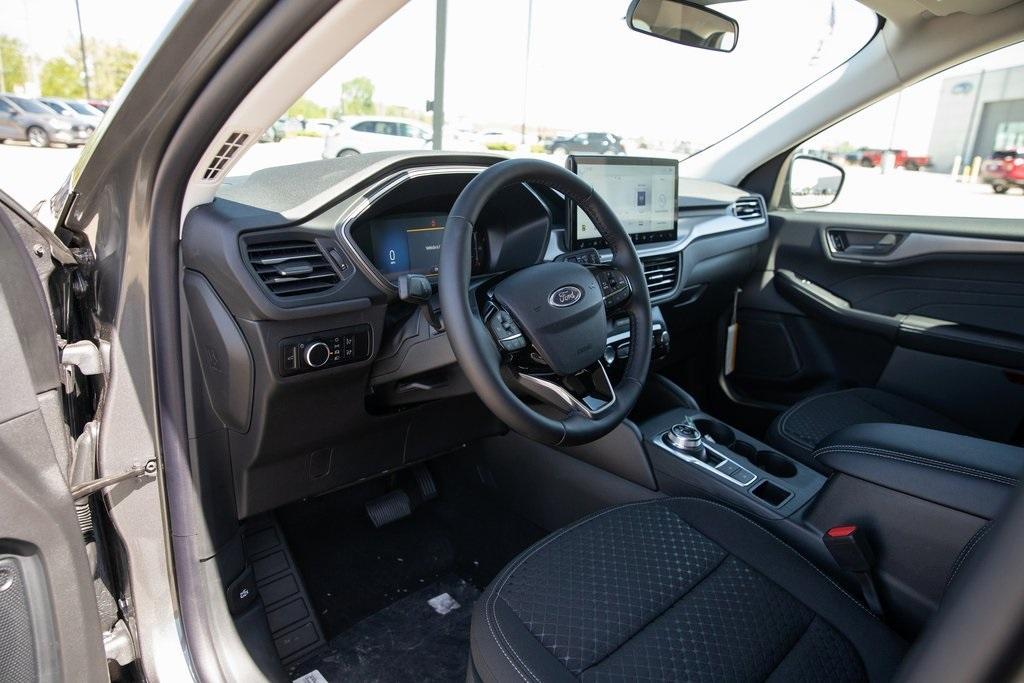 new 2025 Ford Escape car