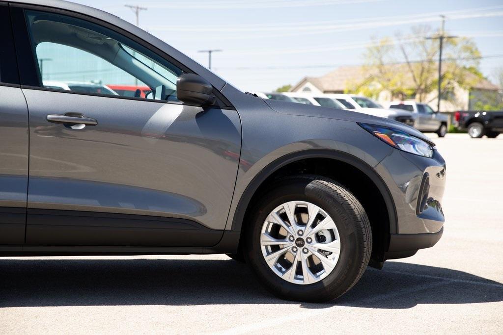 new 2025 Ford Escape car