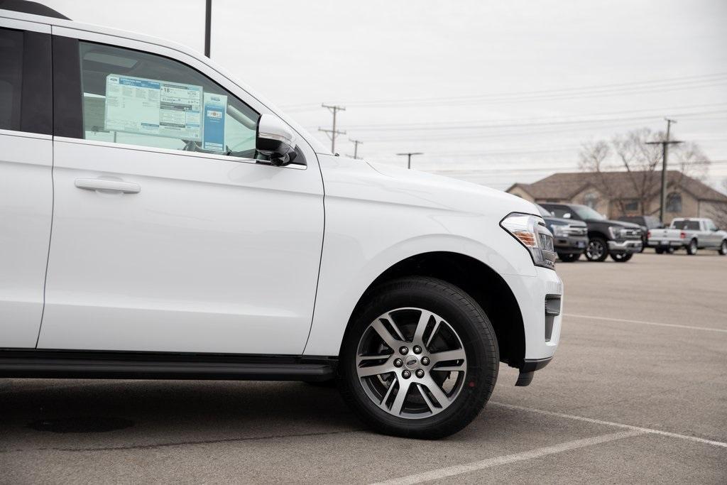 new 2024 Ford Expedition Max car, priced at $67,949