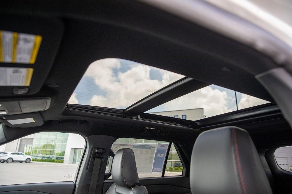 new 2025 Ford Explorer car, priced at $50,489