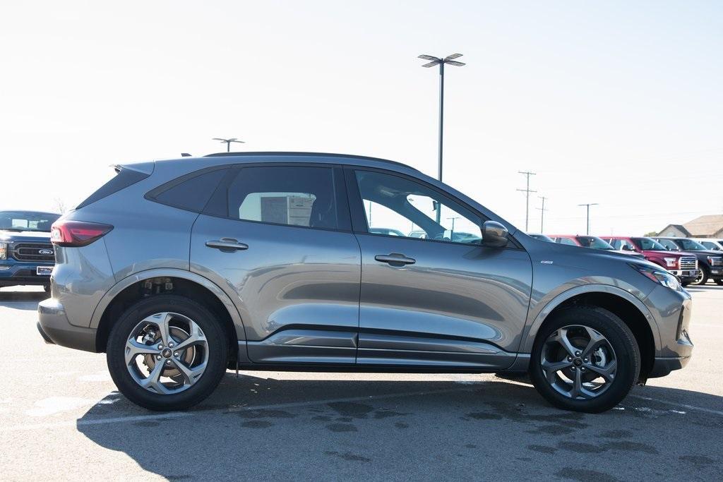 used 2023 Ford Escape car, priced at $25,997