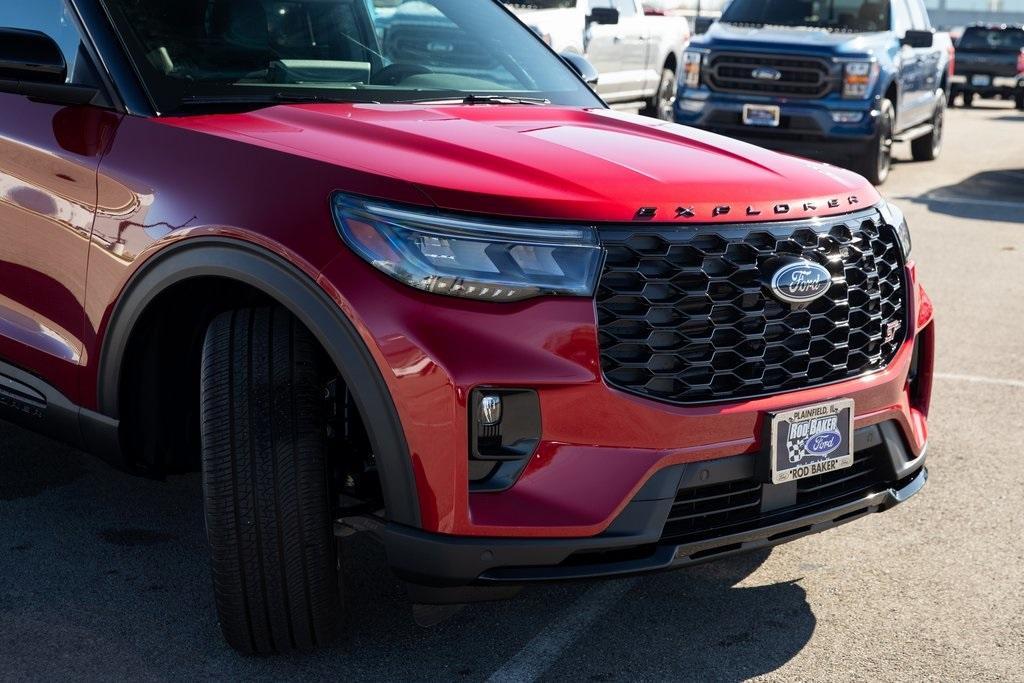 new 2025 Ford Explorer car, priced at $58,459