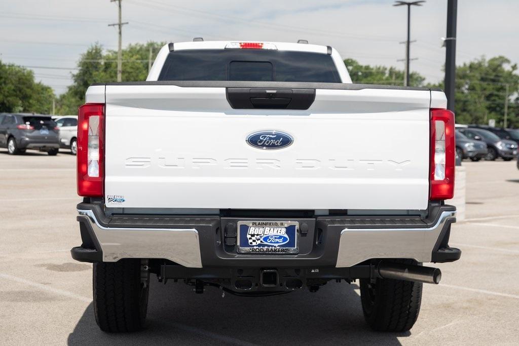 new 2025 Ford F-350 car, priced at $57,111