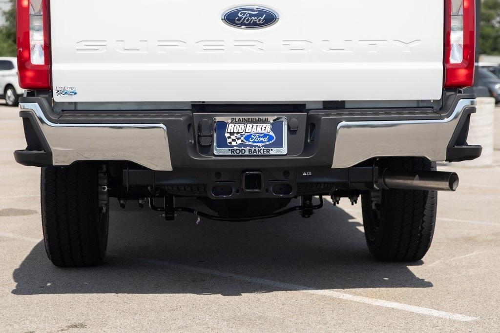 new 2025 Ford F-350 car, priced at $57,111