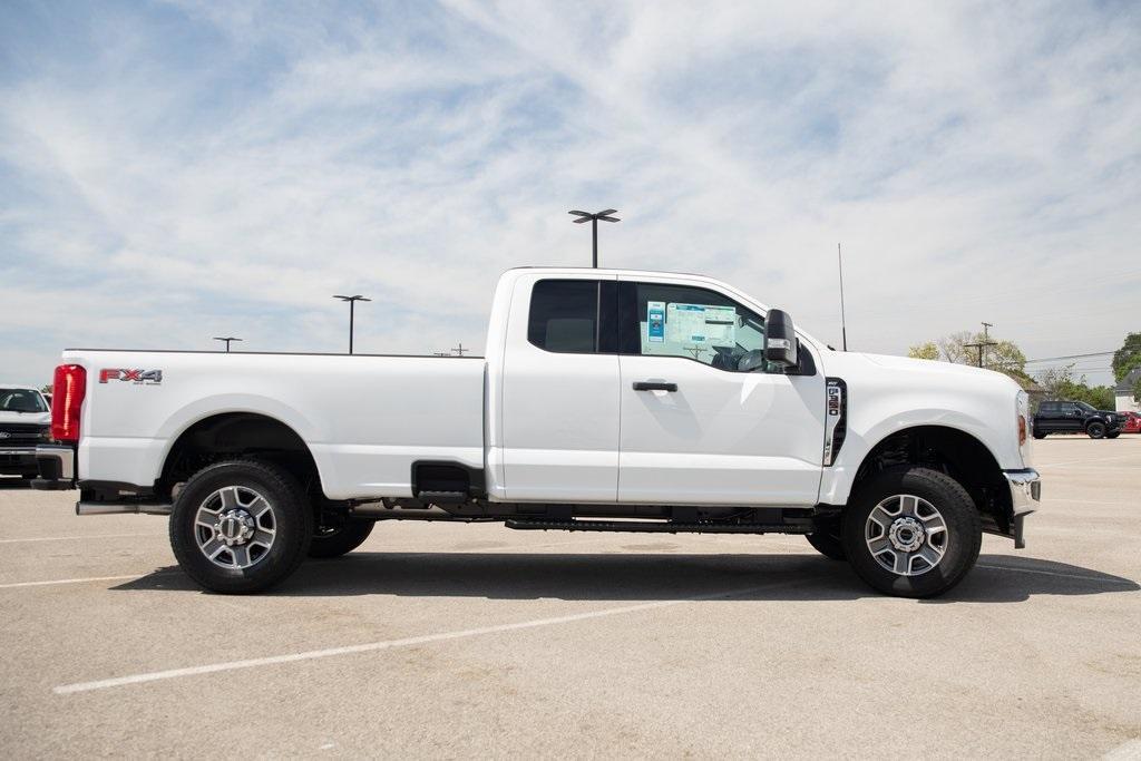 new 2025 Ford F-350 car, priced at $57,111