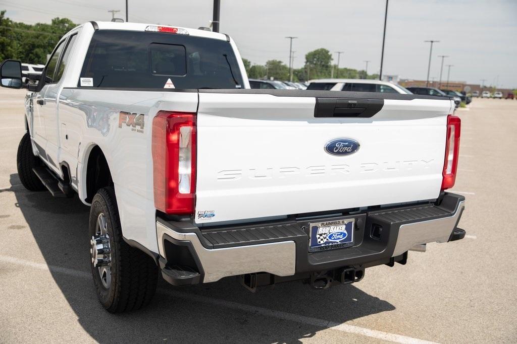 new 2025 Ford F-350 car, priced at $57,111