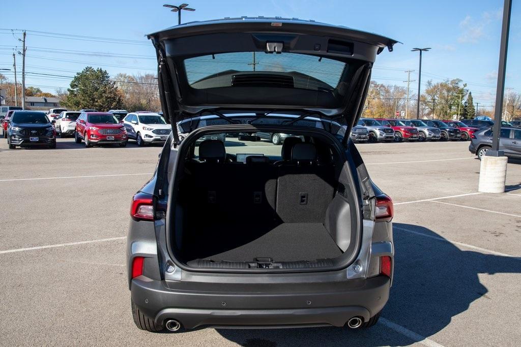 new 2025 Ford Escape car, priced at $31,611