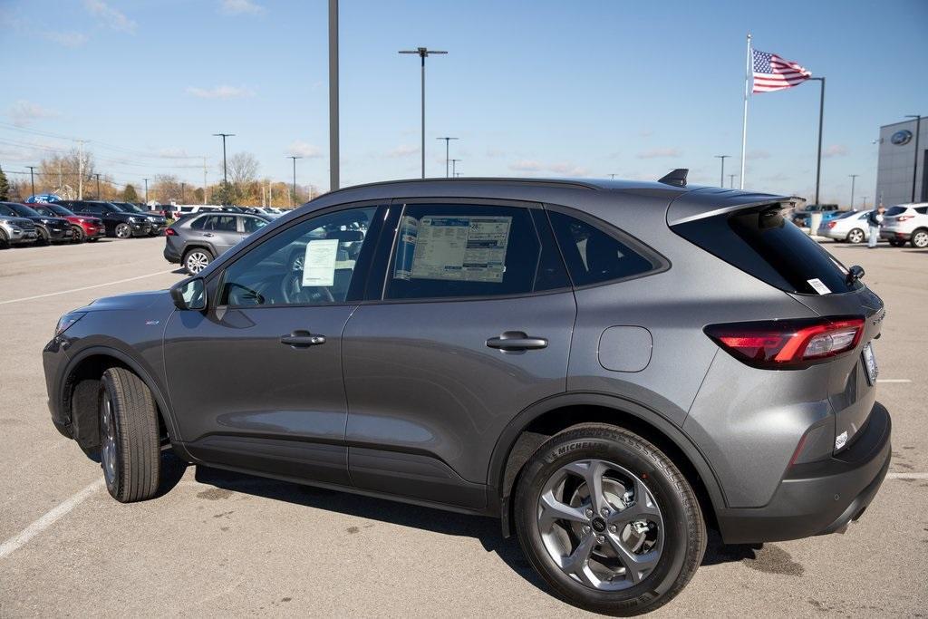 new 2025 Ford Escape car, priced at $31,611