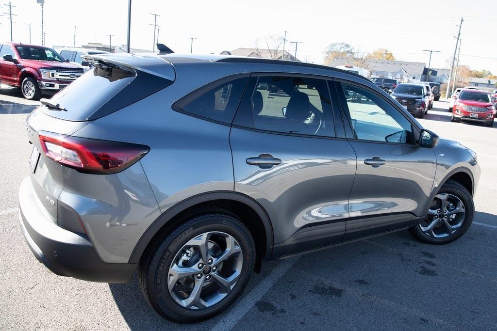 new 2025 Ford Escape car, priced at $31,611