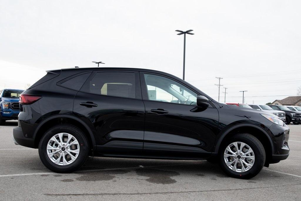 new 2025 Ford Escape car, priced at $29,640