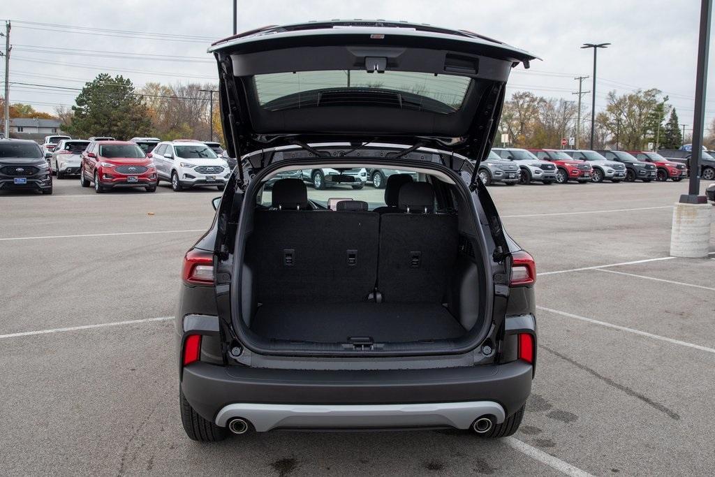 new 2025 Ford Escape car, priced at $29,640